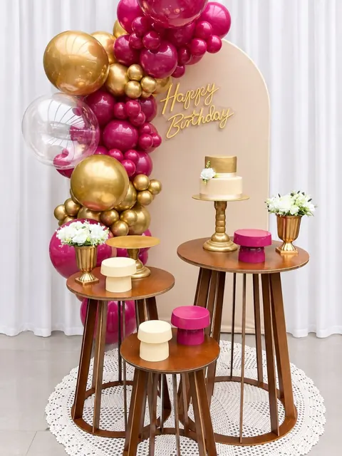 Decoração Vinho e dourado